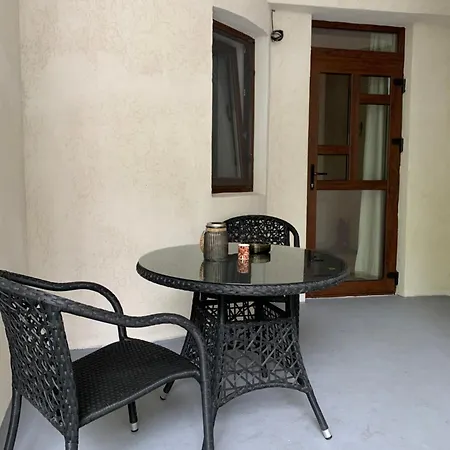 Cozy Near Victoriei Square - Berzei Apartment *